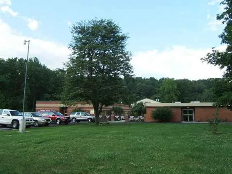 River Valley Nursing Home - Nursing Home in Butler, KY photo 3