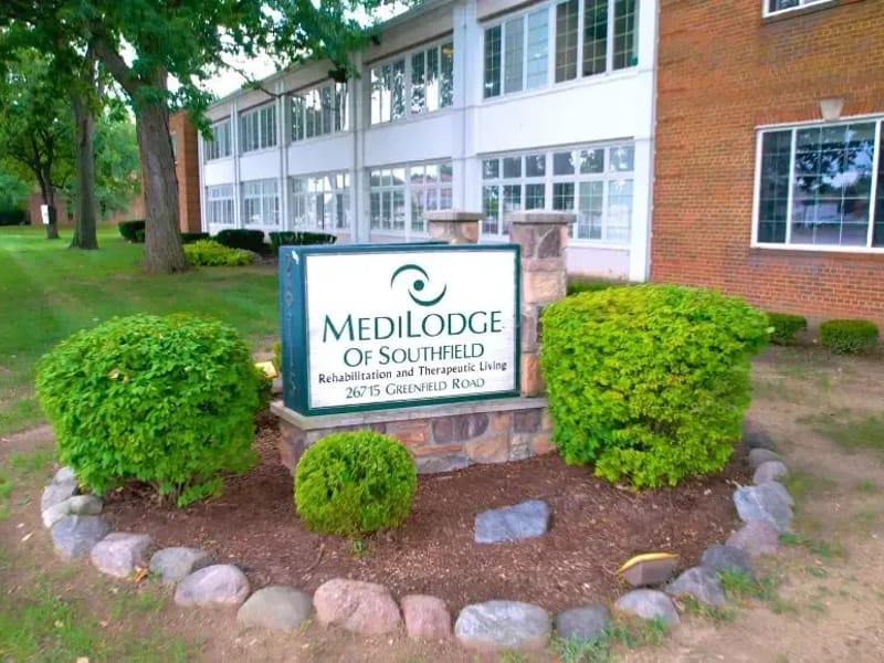Medilodge of Haggerty Road - Nursing Home in Plymouth, MI photo 3