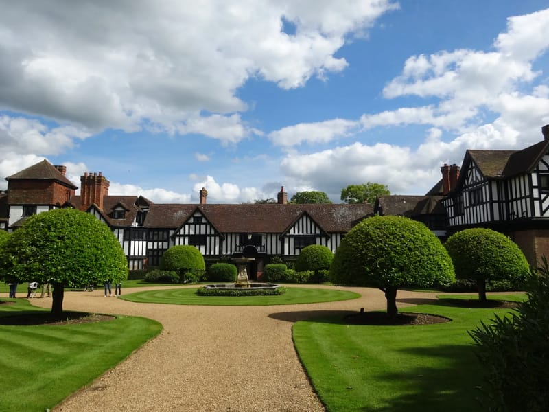 Ascot House in Manchester, England photo 3