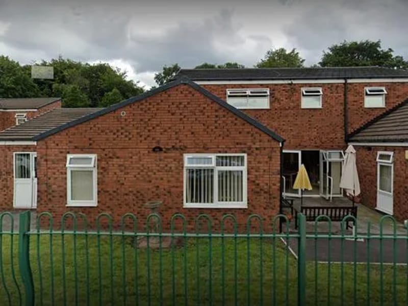 Ascot House in Manchester, England photo 2