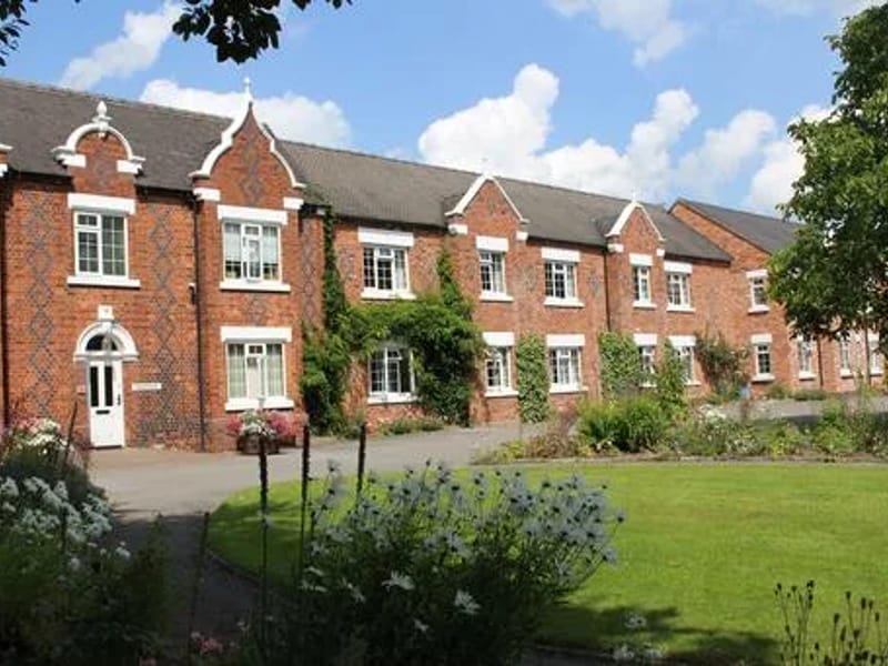Park House Care Home - Nursing Home in Sandbach, England photo 2