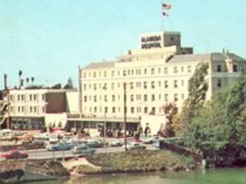 Alameda Hospital D/P Snf - Nursing Home in Alameda, CA photo 2