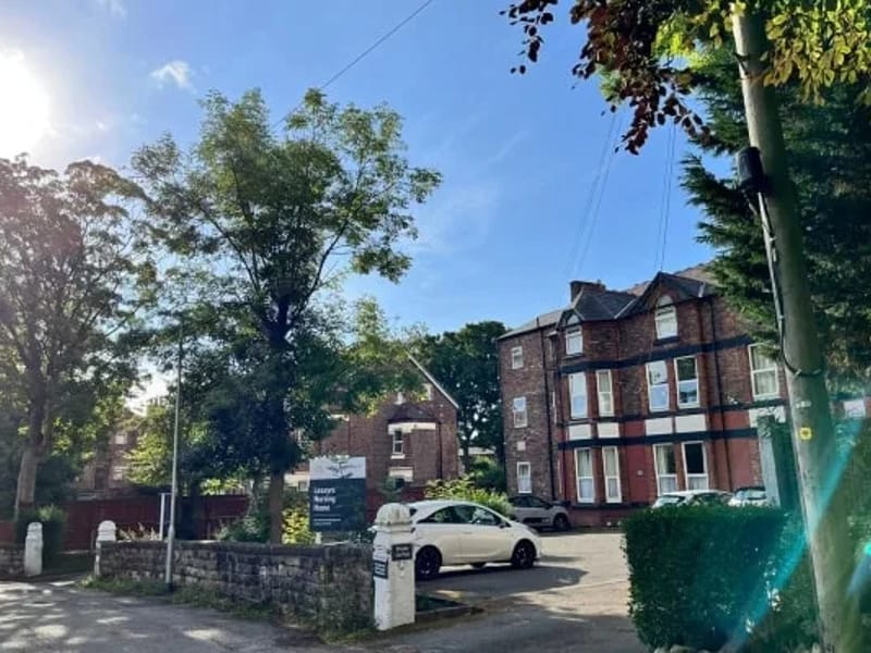 Lezayre Nursing Home - Nursing Home in Birkenhead, England photo 2