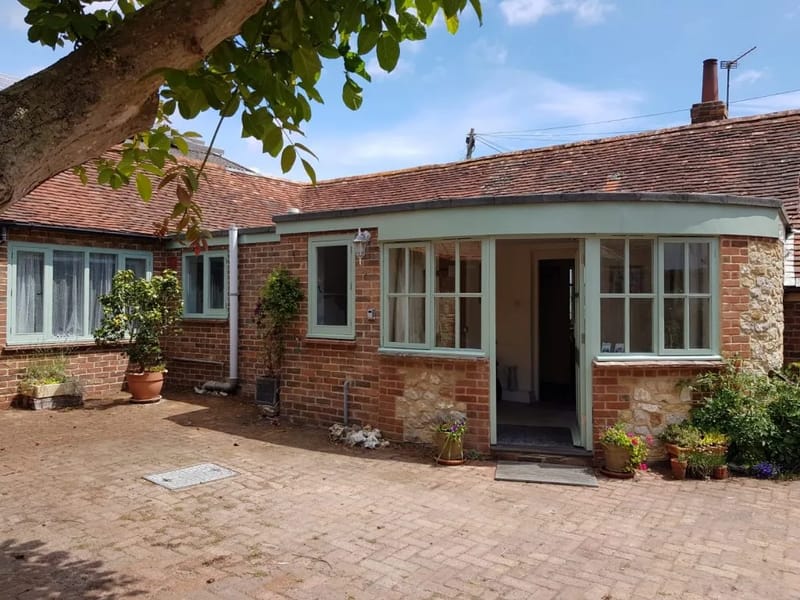 HoneySuckle Lodge in Norwich, England photo 2