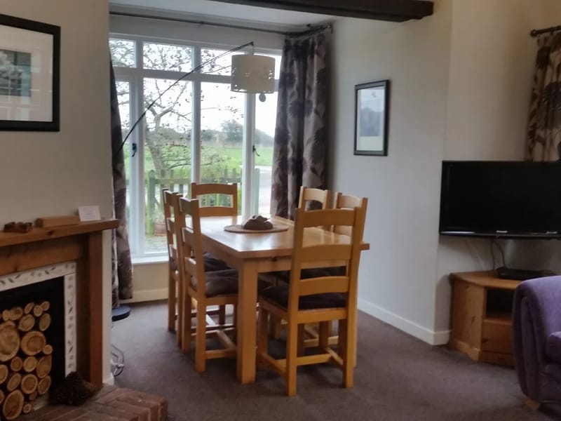 HoneySuckle Lodge in Norwich, England photo 3