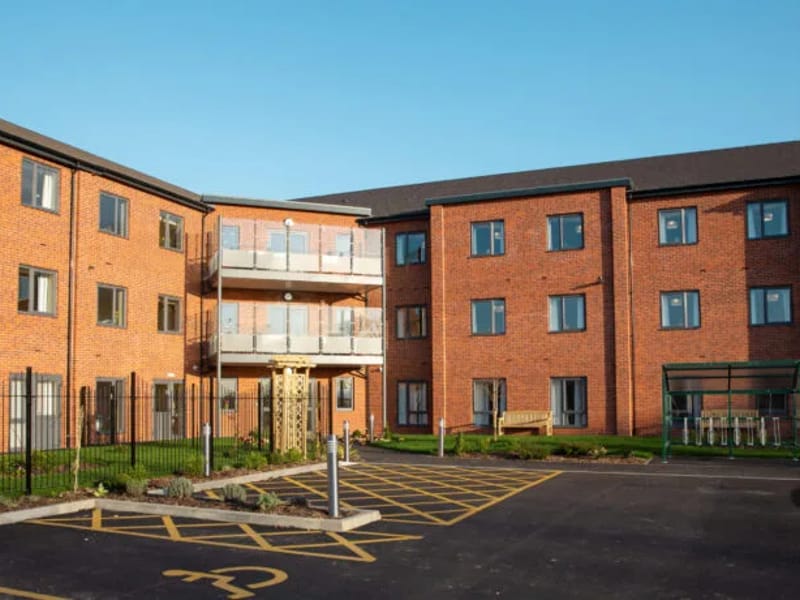 Tanglewood Cloverleaf - Assisted Living in Lincoln, England photo 1