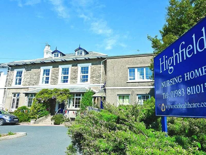 Highfield House Nursing Home - Nursing Home in Ryde, England photo 3