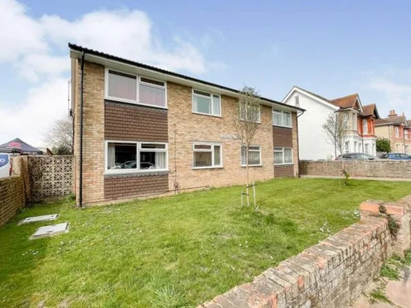 56 Stone Lane - Assisted Living in Worthing, England photo 1