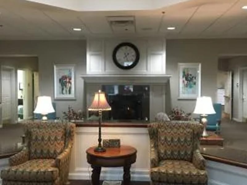 Emerald Care Center Midwest — Nursing Home, Midwest City, OK · photo 2