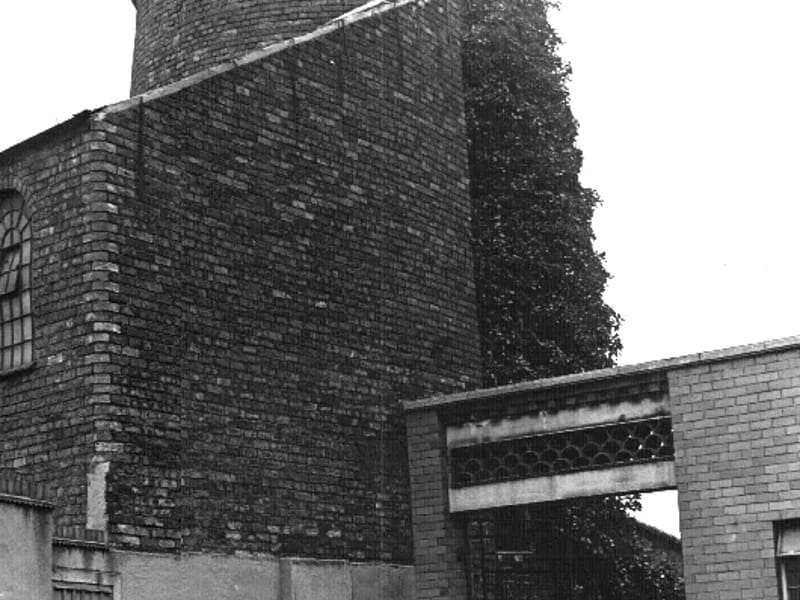 Mill House - Nursing Home in Bilston, England photo 2