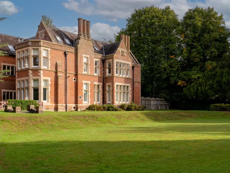 Knighton Manor Limited in Leicester, England photo 3