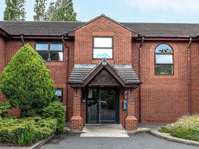 King's Lodge Centre for Complex Care - Nursing Home in Redhill, England photo 2