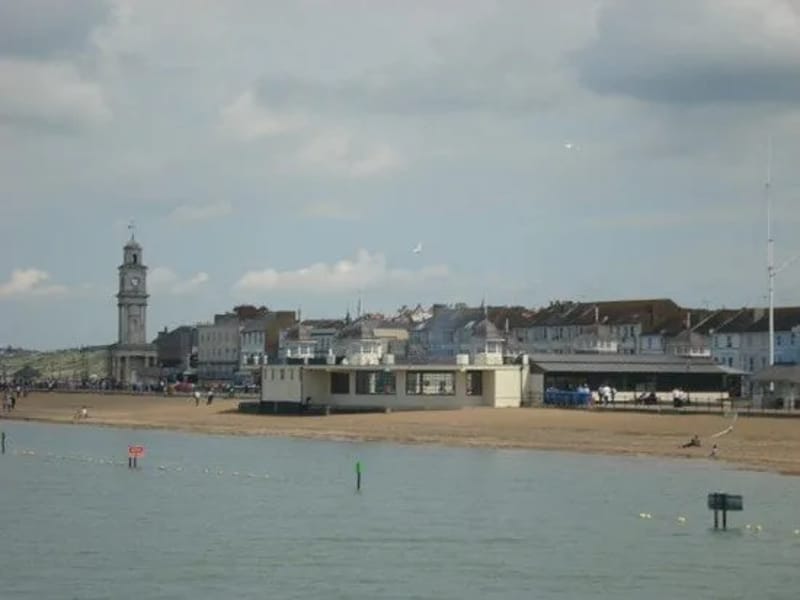 The Cumberland - Nursing Home in Herne Bay, England photo 2