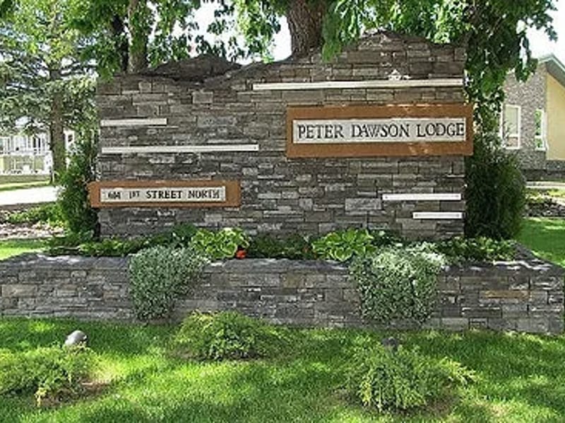 PETER DAWSON LODGE - Assisted Living in Vulcan, AB photo 2
