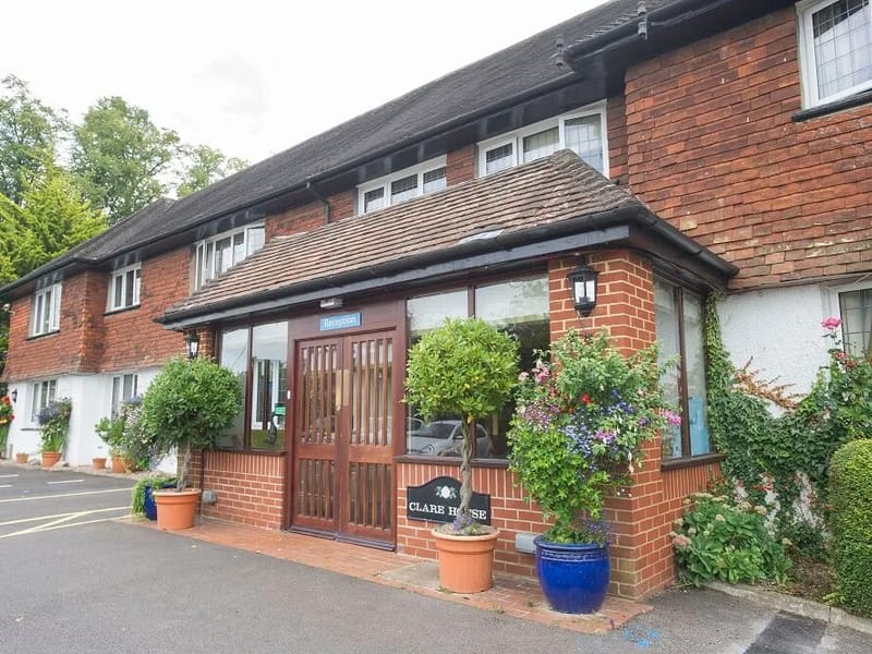 Clare House Care Home - Nursing Home in Uxbridge, England photo 2