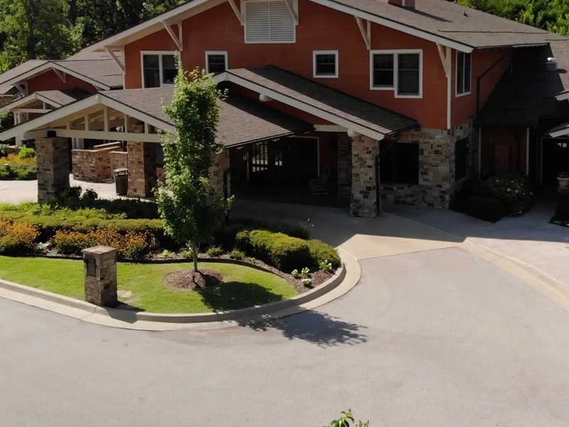 Clare House Care Home - Nursing Home in Uxbridge, England photo 1