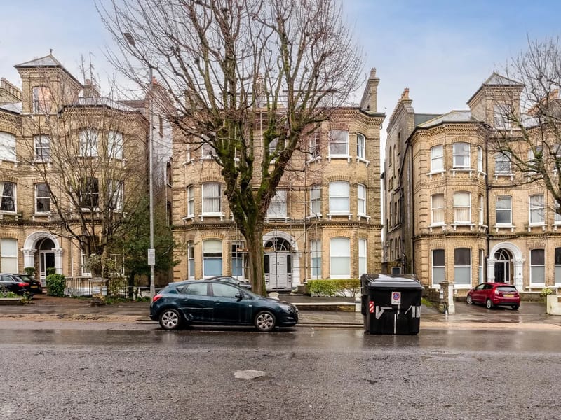 3 The Droveway - Assisted Living in Hove, England photo 2