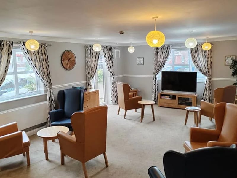 Willowdene Care Home - Nursing Home in Hebburn, England photo 3