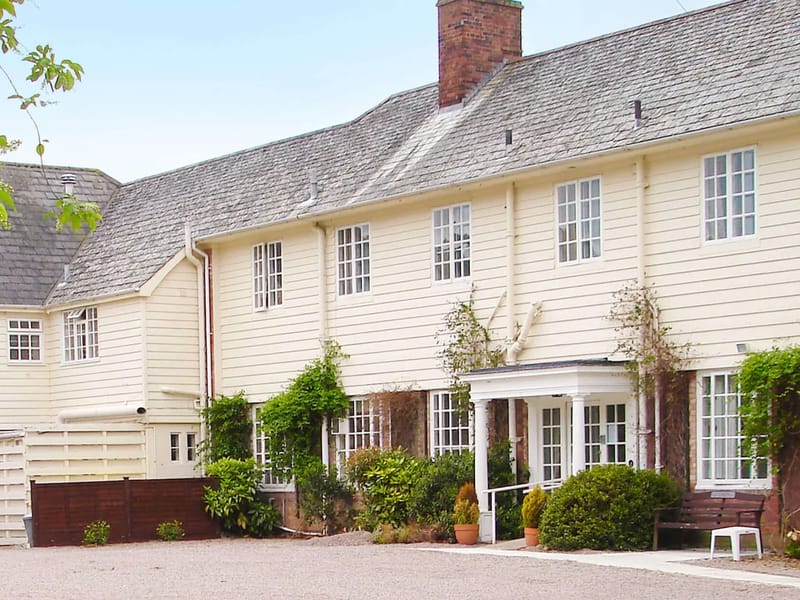Evendine House Residential Home - Nursing Home in Malvern, England photo 2
