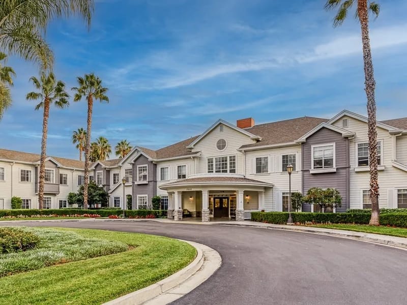 Casa Mila Assisted Living - Assisted Living in North Hills, CA photo 2