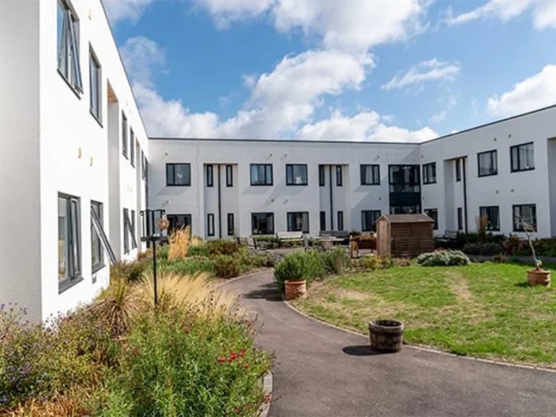 The Mayfields Care Home - Nursing Home in Norwich, England photo 2