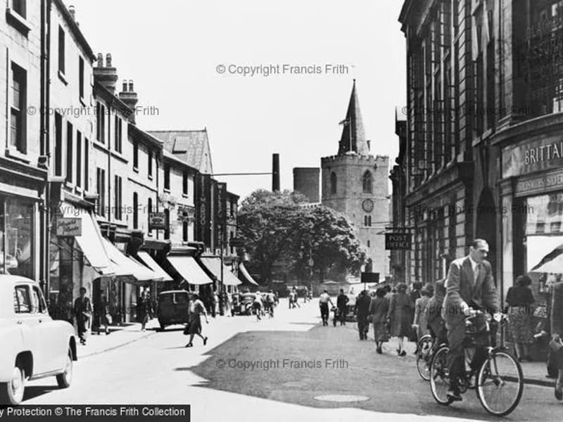 23 Church Street - Assisted Living in Mansfield, England photo 2