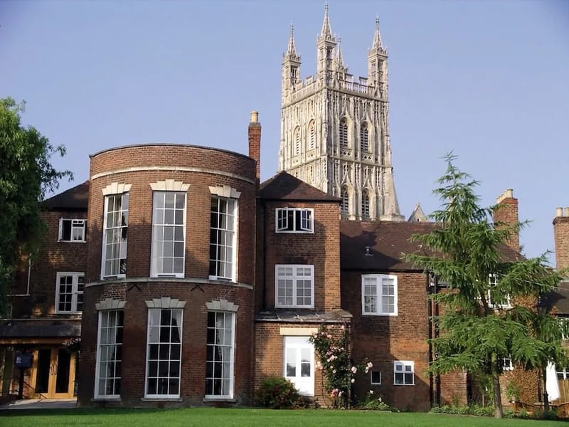 Kings Den in Gloucester, England photo 4