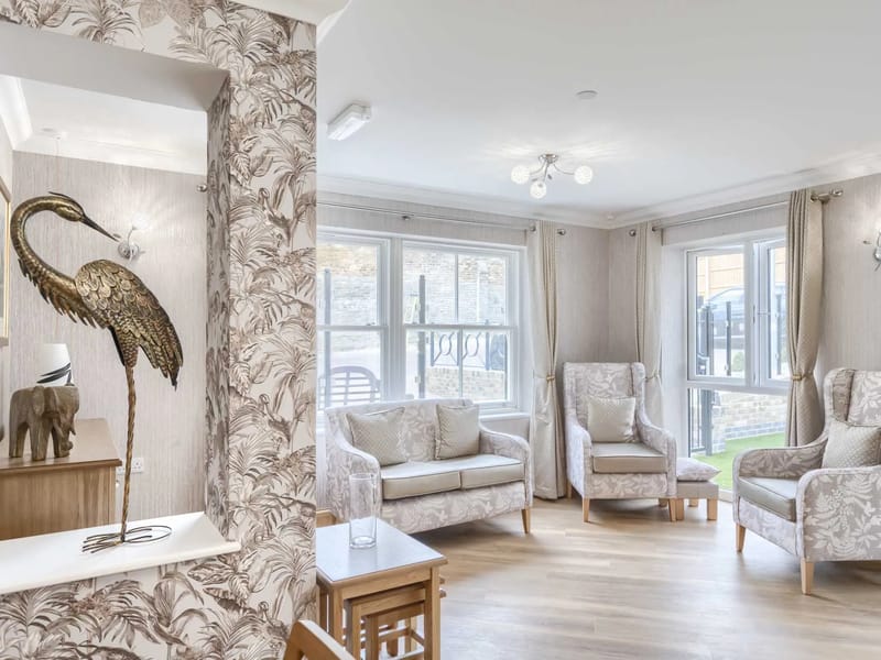 Hillview Care Home - Assisted Living in Ware, England photo 2