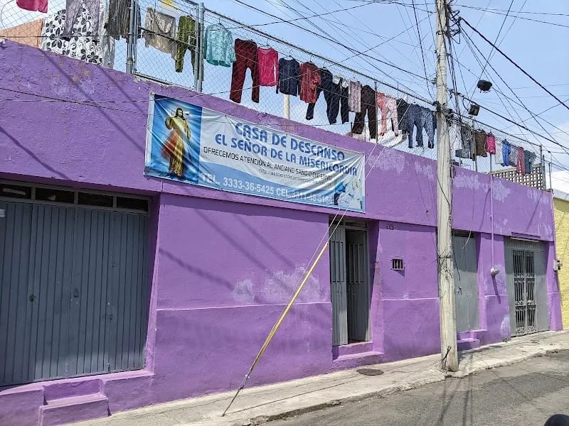 ASILO DE AMCIAMOS - Hogar de Ancianos in Guadalajara, Jalisco photo 4