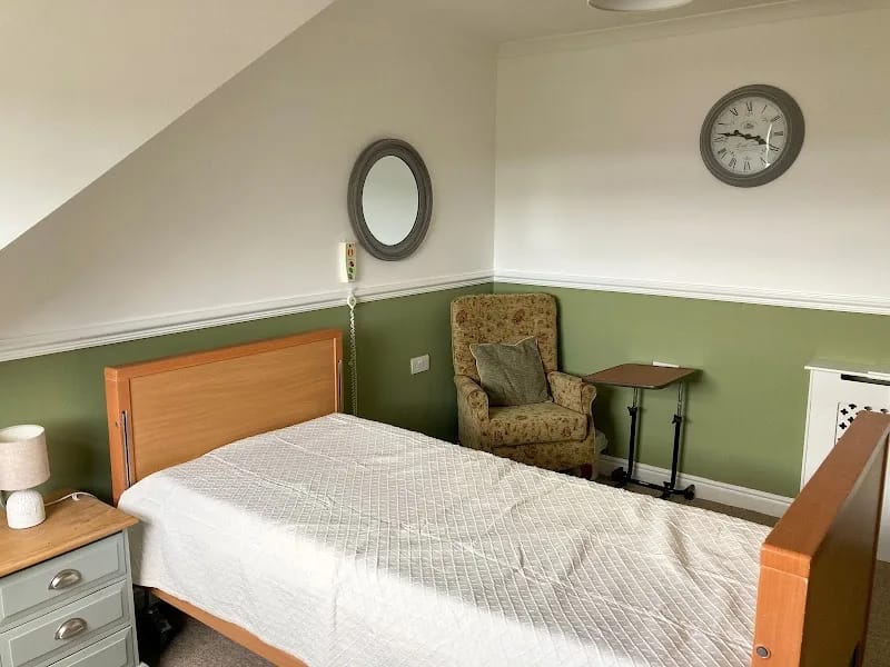Ashfield Nursing & Residential Home - Nursing Home in Leeds, England photo 4