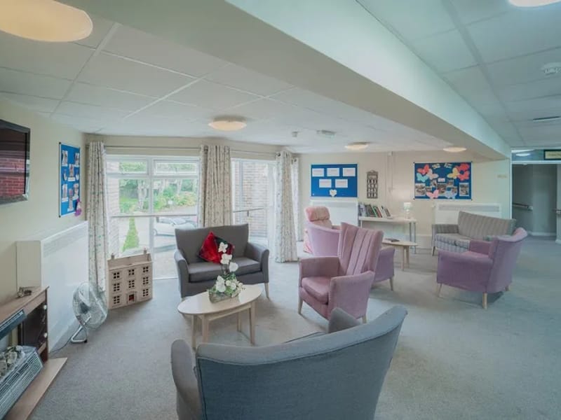 Amali Care - Nursing Home in Southampton, England photo 6