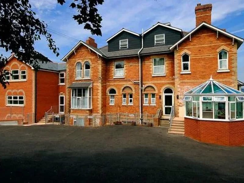 The Larches - Tiverton - Assisted Living in Tiverton, England photo 1