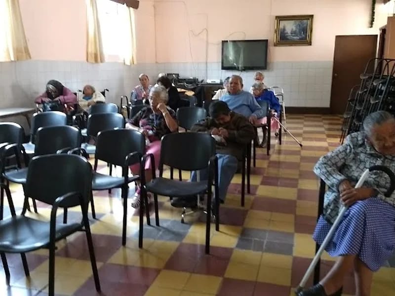 CASA HOGAR TEPEYAC AC - Vida Asistida in León, Guanajuato photo 3