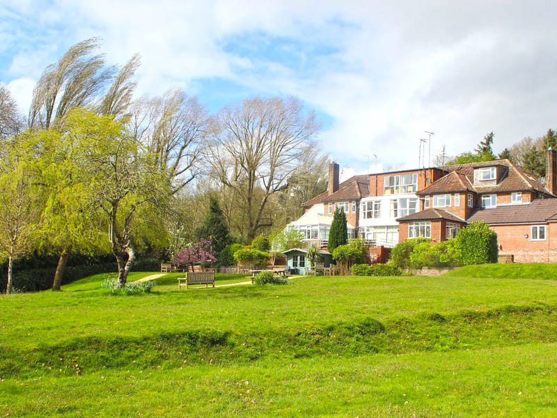 Parklands - Assisted Living in Redditch, England photo 4