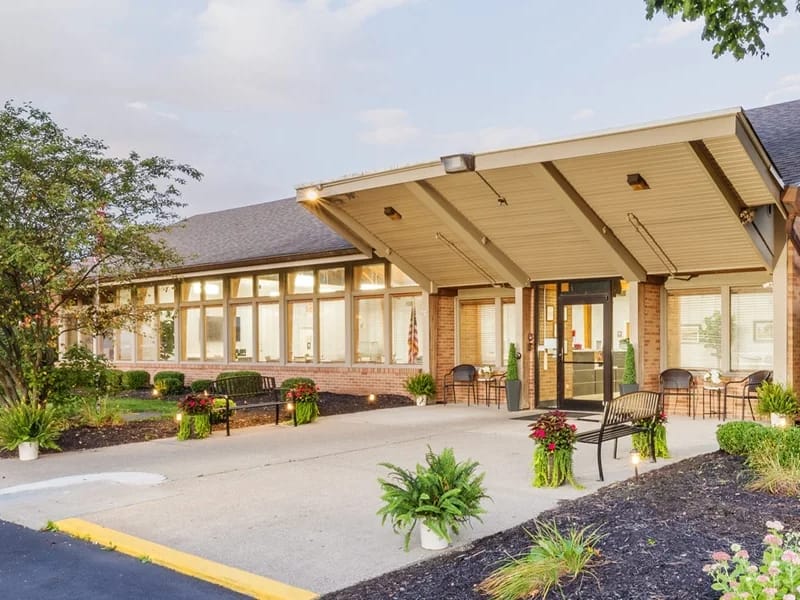 Buckeye Care and Rehabilitation - Nursing Home in Lancaster, OH photo 2