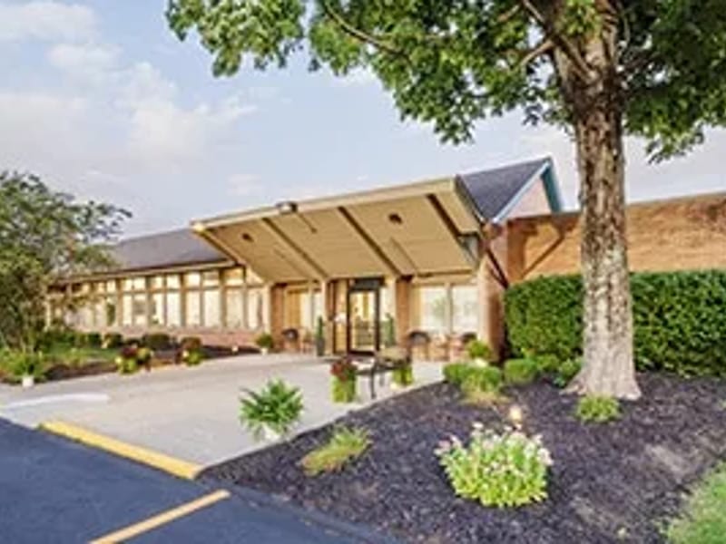 Buckeye Care and Rehabilitation - Nursing Home in Lancaster, OH photo 3