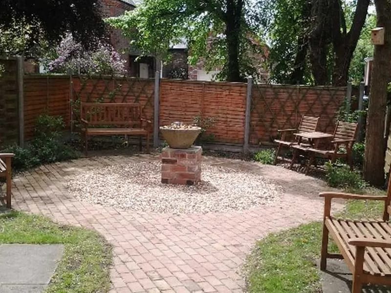 Peel Moat - Nursing Home in Stockport, England photo 3