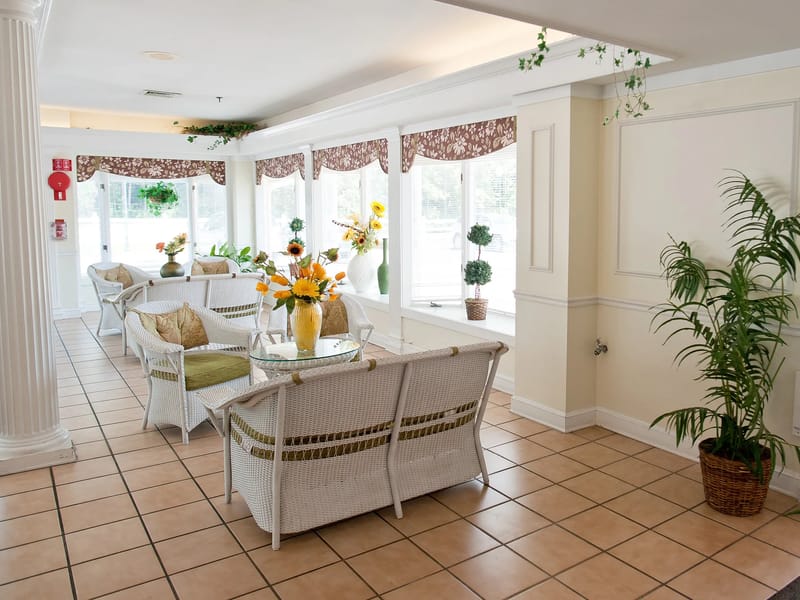 Autumn Lake Healthcare at Southgate - Nursing Home in Carneys Point, NJ photo 2