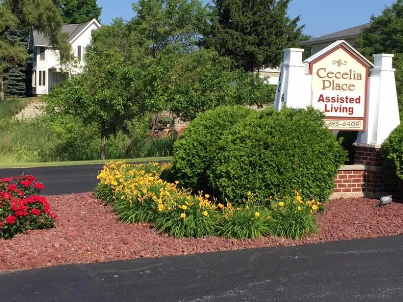 Cecelia Place Assisted Living - Assisted Living in Pewaukee, WI photo 2