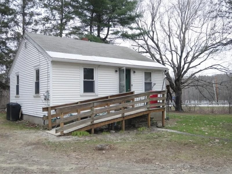 1704 Route 202 - Assisted Living in Winthrop, ME photo 2