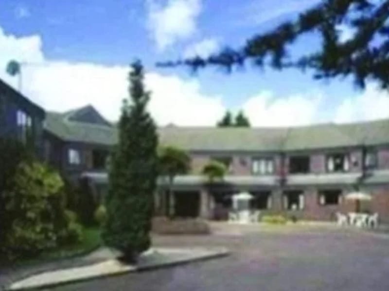 Pelham Grove Care Home in Liverpool, England photo 2
