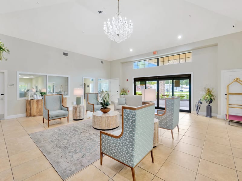 Baytree Lakeside — Assisted Living, St. Petersburg, FL · photo 1