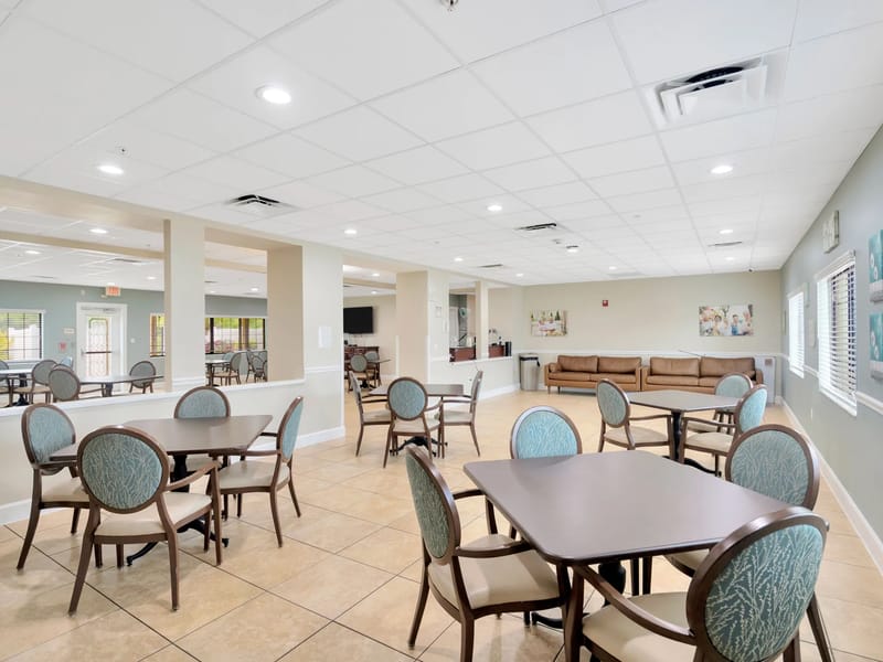 Baytree Lakeside — Assisted Living, St. Petersburg, FL · photo 2