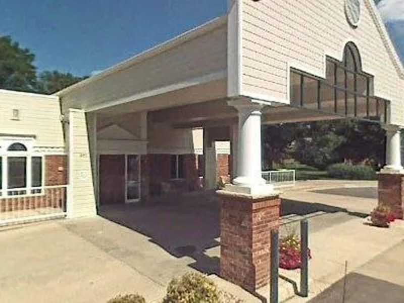 Columbine West Health and Rehab LLC - Nursing Home in Fort Collins, CO photo 2