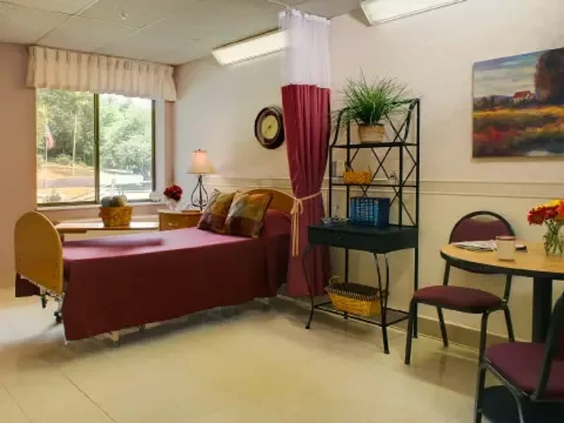 Medilodge of Westwood - Nursing Home in Kalamazoo, MI photo 3