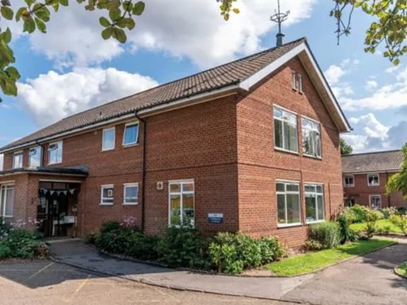 St Edmunds - Nursing Home in Attleborough, England photo 2