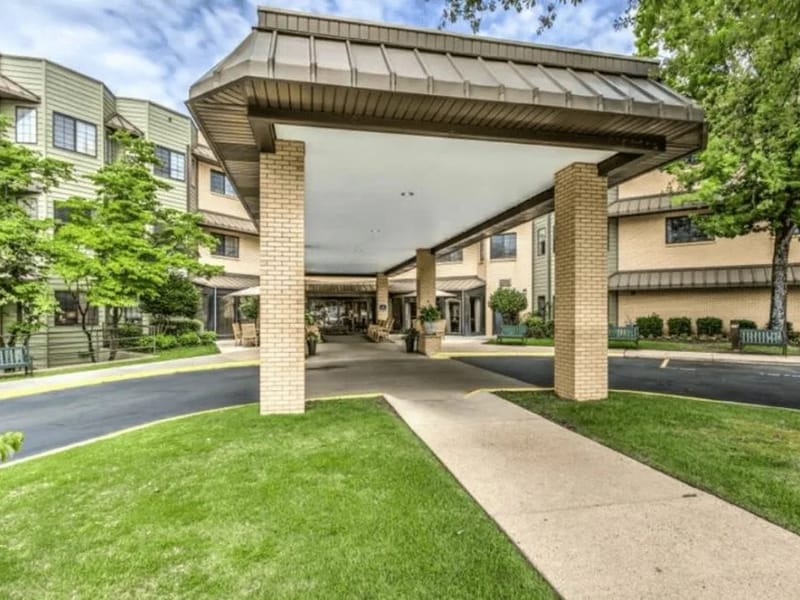 Creekside at the Springs - Nursing Home in Yellville, AR photo 2