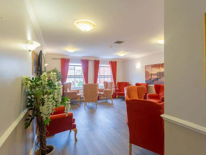 Acorn Lodge Care Centre in London, England photo 3