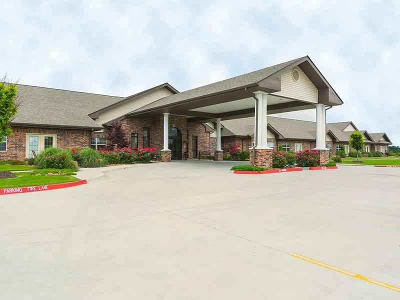 Shiloh Nursing and Rehab, LLC - Nursing Home in Springdale, AR photo 2