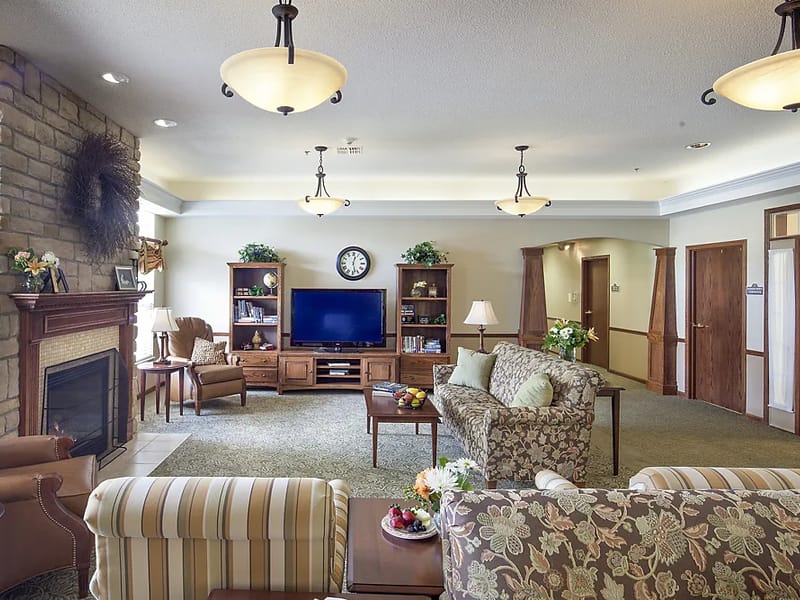 Brookdale Bowling Green - Assisted Living in Bowling Green, OH photo 2